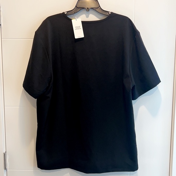 Black Figs Scrub Top - Picture 2 of 2